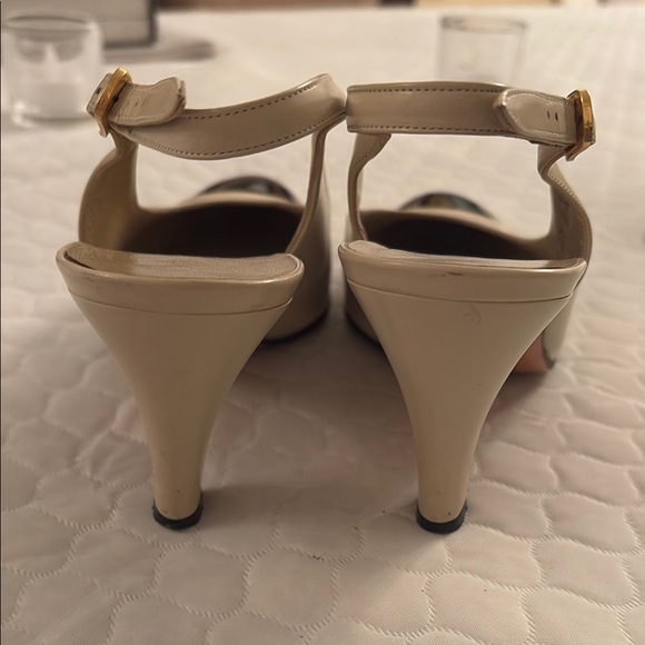 50% off 
Salvatore Ferragamo Beige and Black Women's sling backpumps - Picture 2 of 8